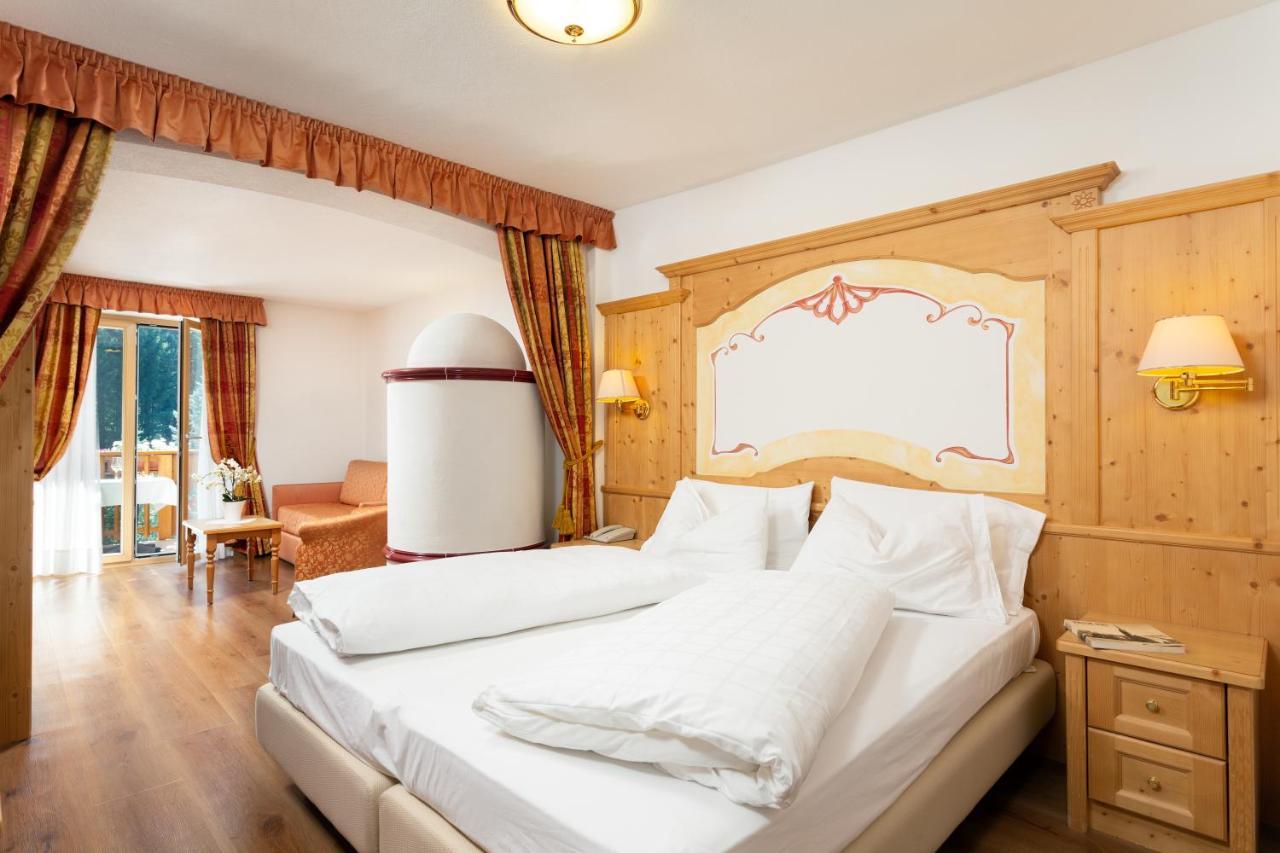 Hotel Gries Canazei Exterior photo